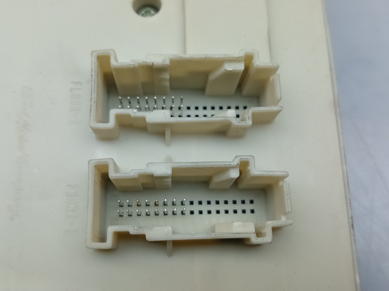 Fuse box / SAM / BSI FORD Focus II (DA_) Imagem-2