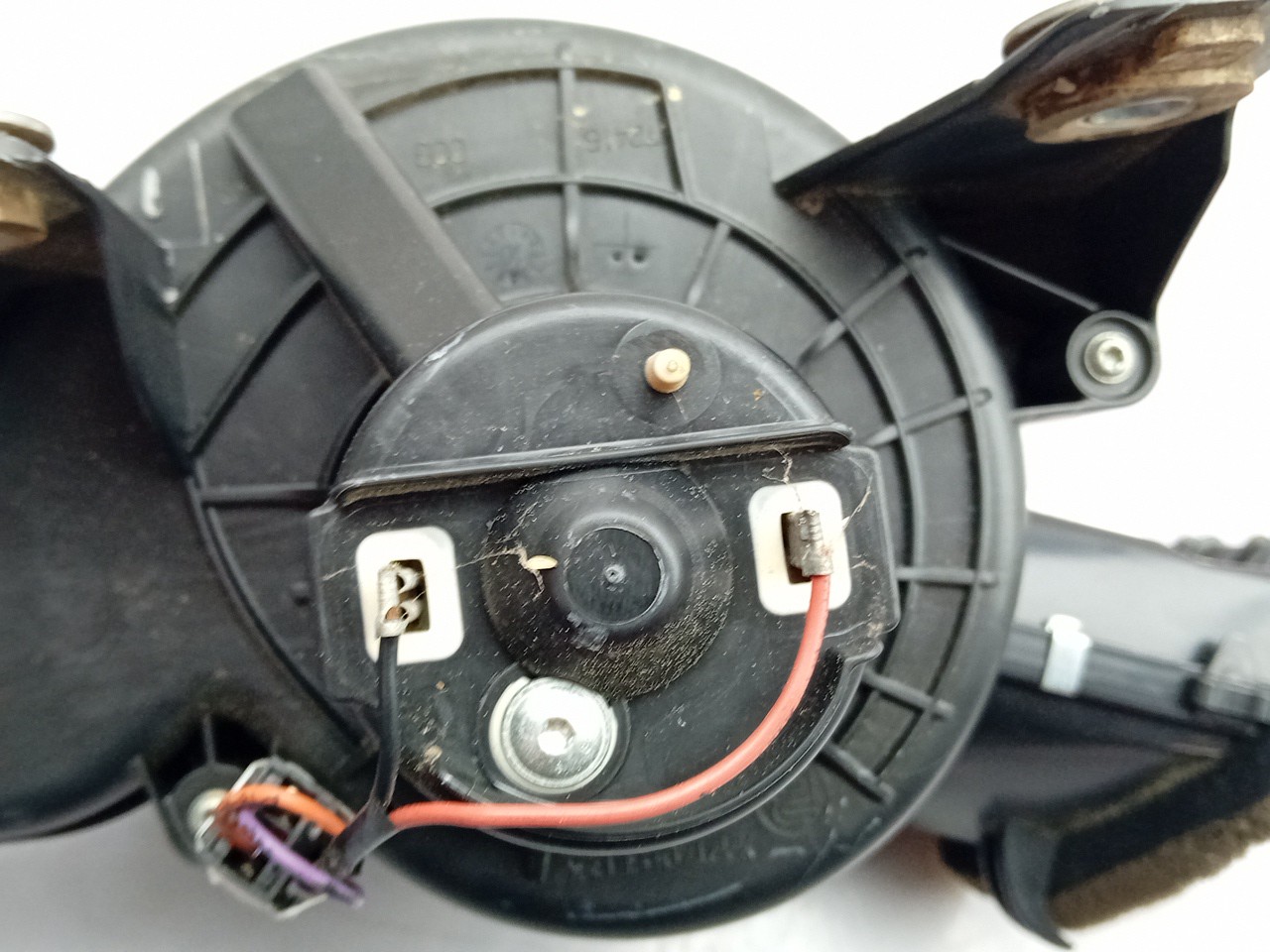 Motor da chauffage / sofagem PEUGEOT 5008 I (0U_, 0E_) Imagem-3