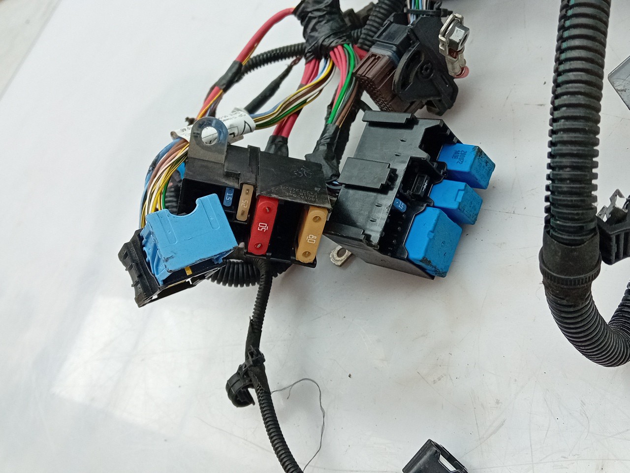 Engine electrical installation / engine wiring DACIA Sandero II (5S_) Imagem-1