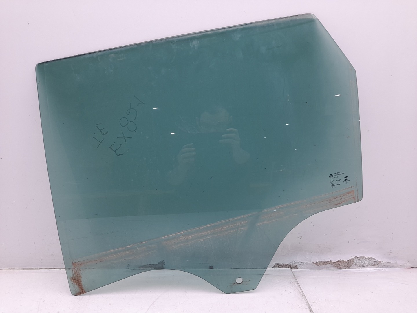 Left rear door glass