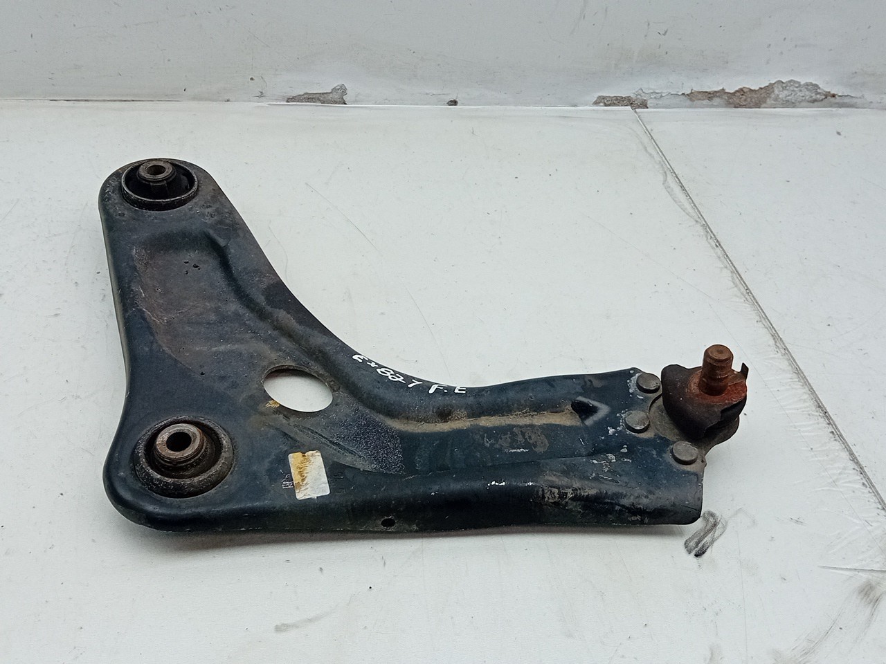 Left front suspension arm