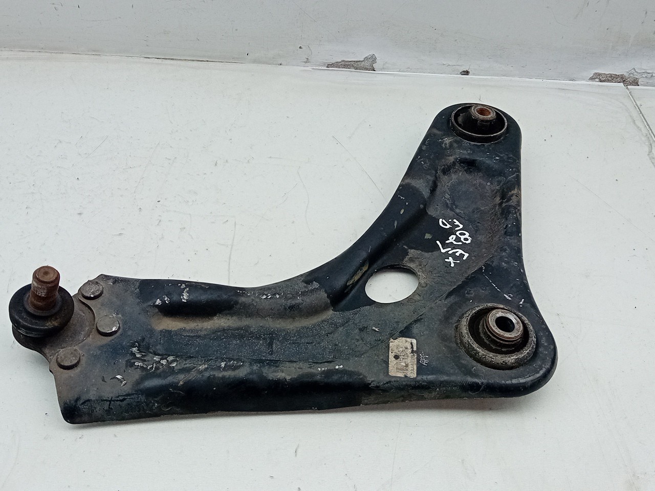 Right front suspension arm