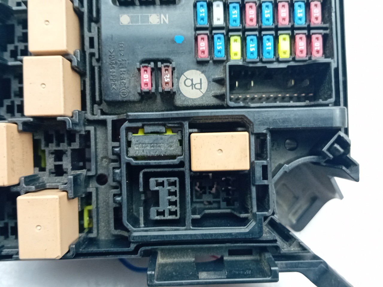 Boîte de fusibles / SAM / BSI KIA Ceed (CD) Imagem-2