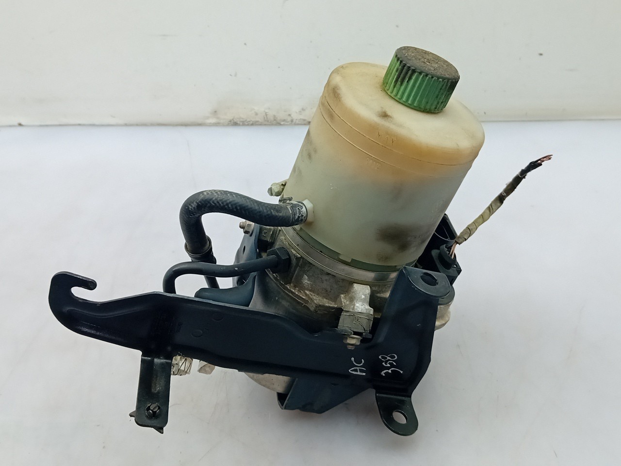 Steering pump