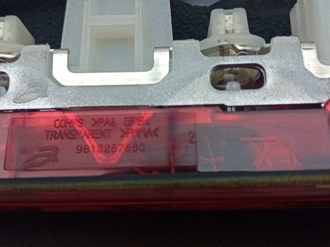 Luz stop adicional / 3º stop CITROËN C3 III (SX) Imagem-3
