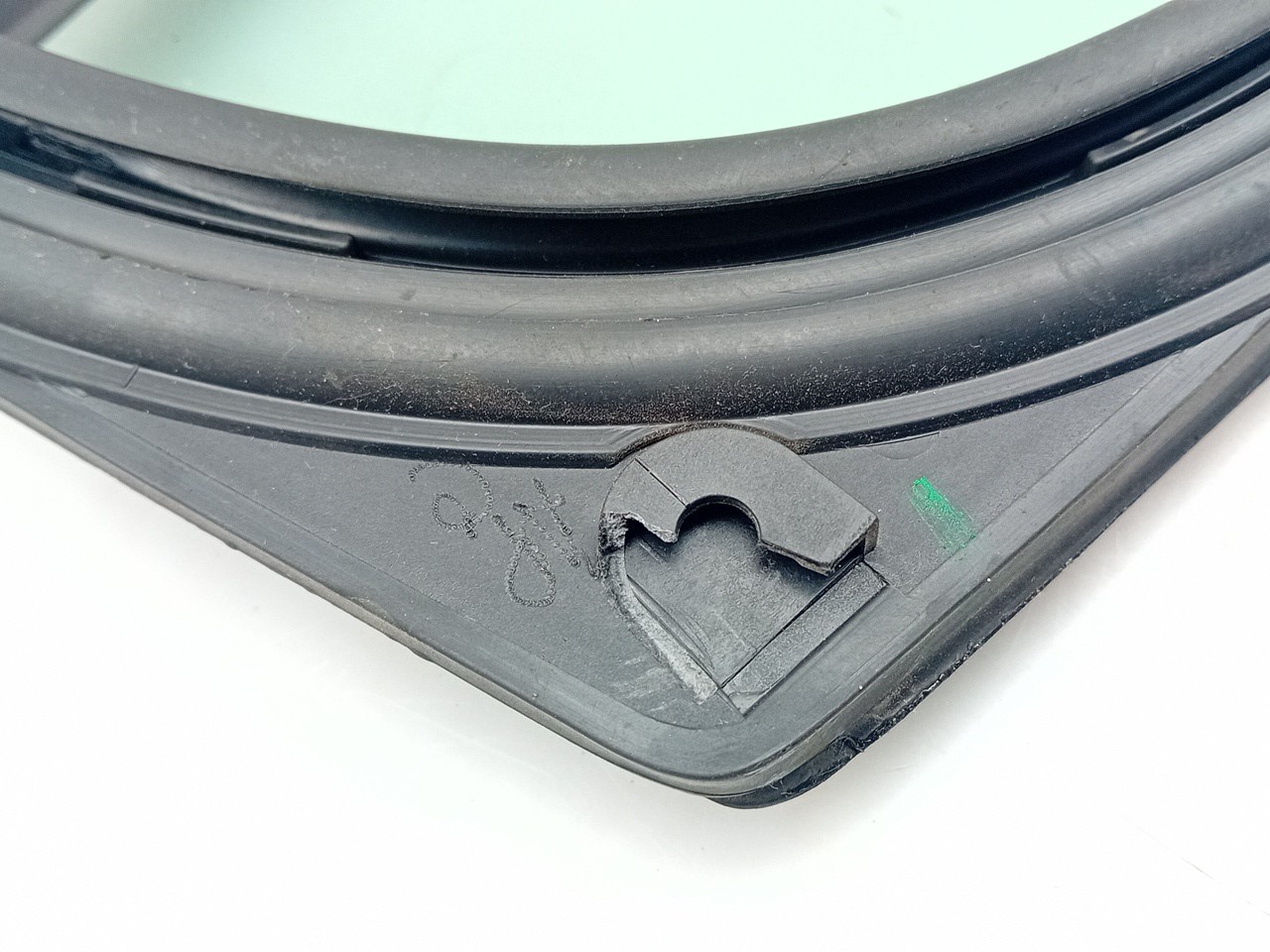Left rear triangle window CITROËN C4 Grand Picasso II (DA_, DE_) Imagem-2
