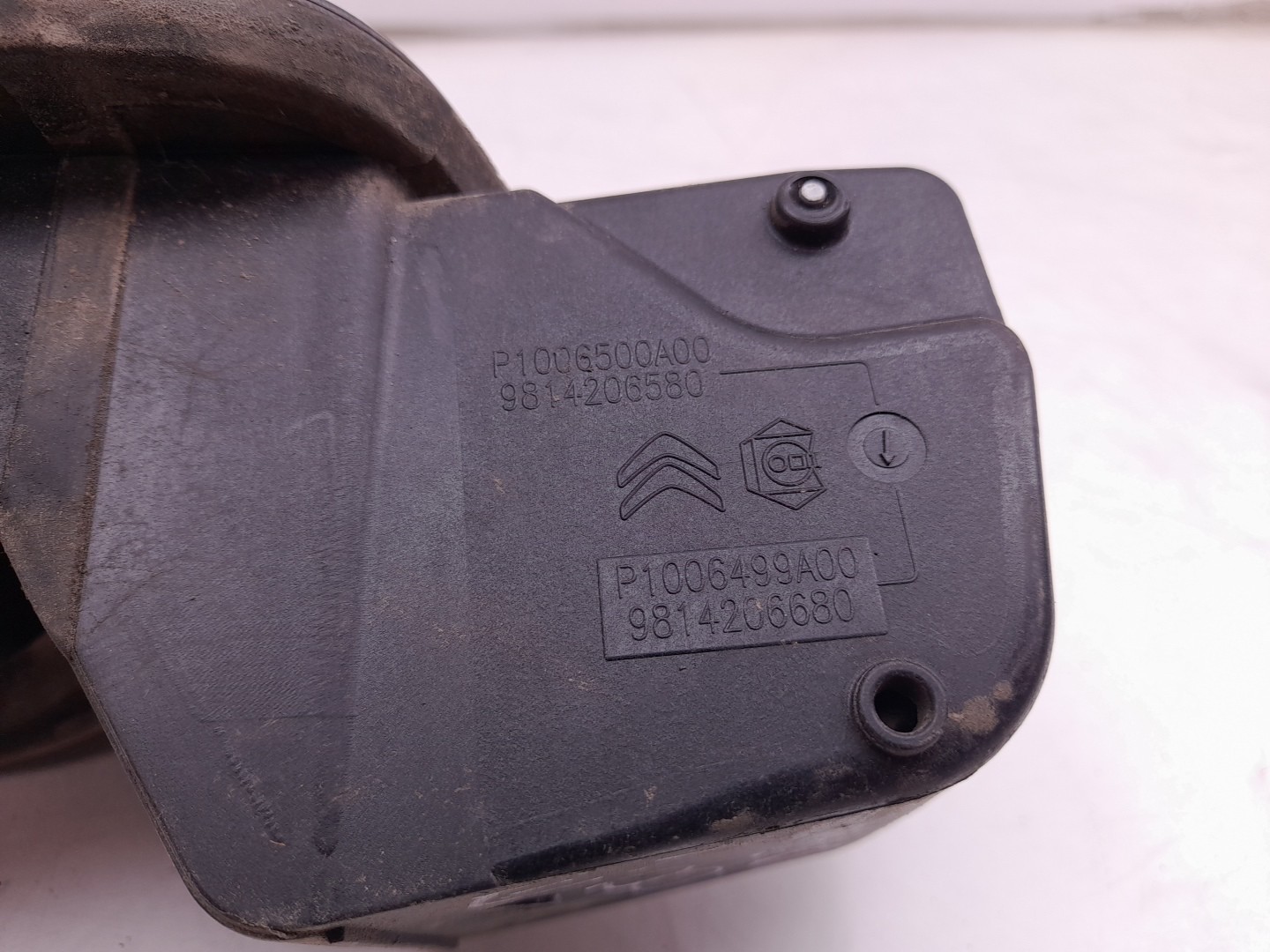 Bouchon/Volet De Trappe De Réservoir à Carburant  CITROËN C4 Grand Picasso II (DA_, DE_) Imagem-3