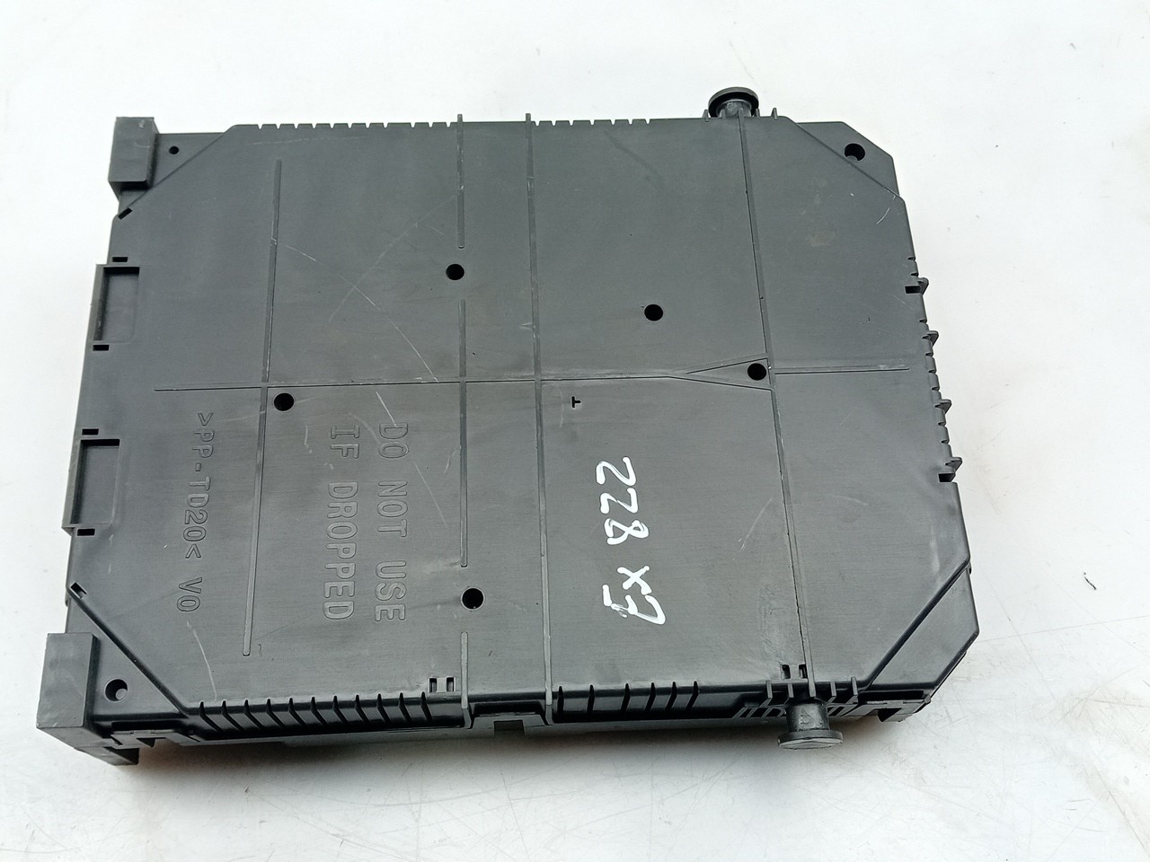 Fuse box / SAM / BSI CITROËN C4 Grand Picasso II (DA_, DE_) Imagem-1