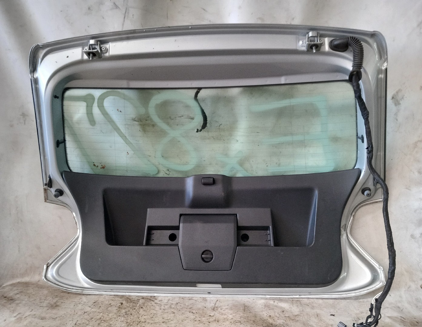 Tailgate / Trunk lid VOLKSWAGEN Polo (AW1) Imagem-1