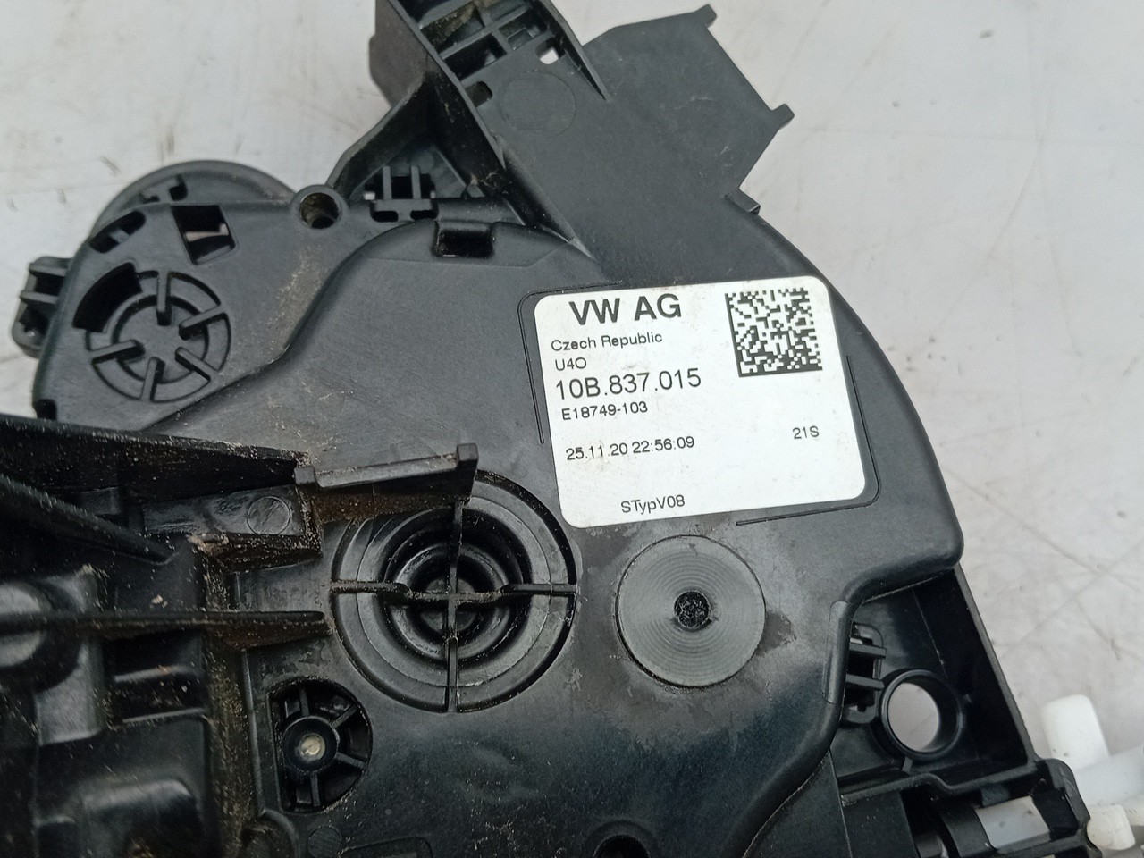 Front Left Door Lock VOLKSWAGEN Polo (AW1) Imagem-3