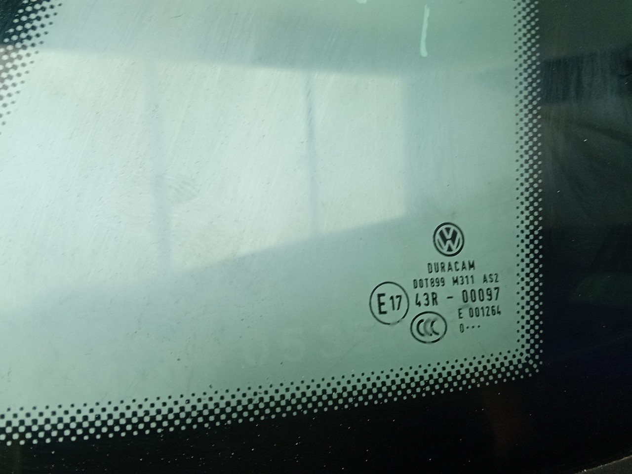 Vidrio del panel Trasero Derecho VOLKSWAGEN Polo (AW1) Imagem-3