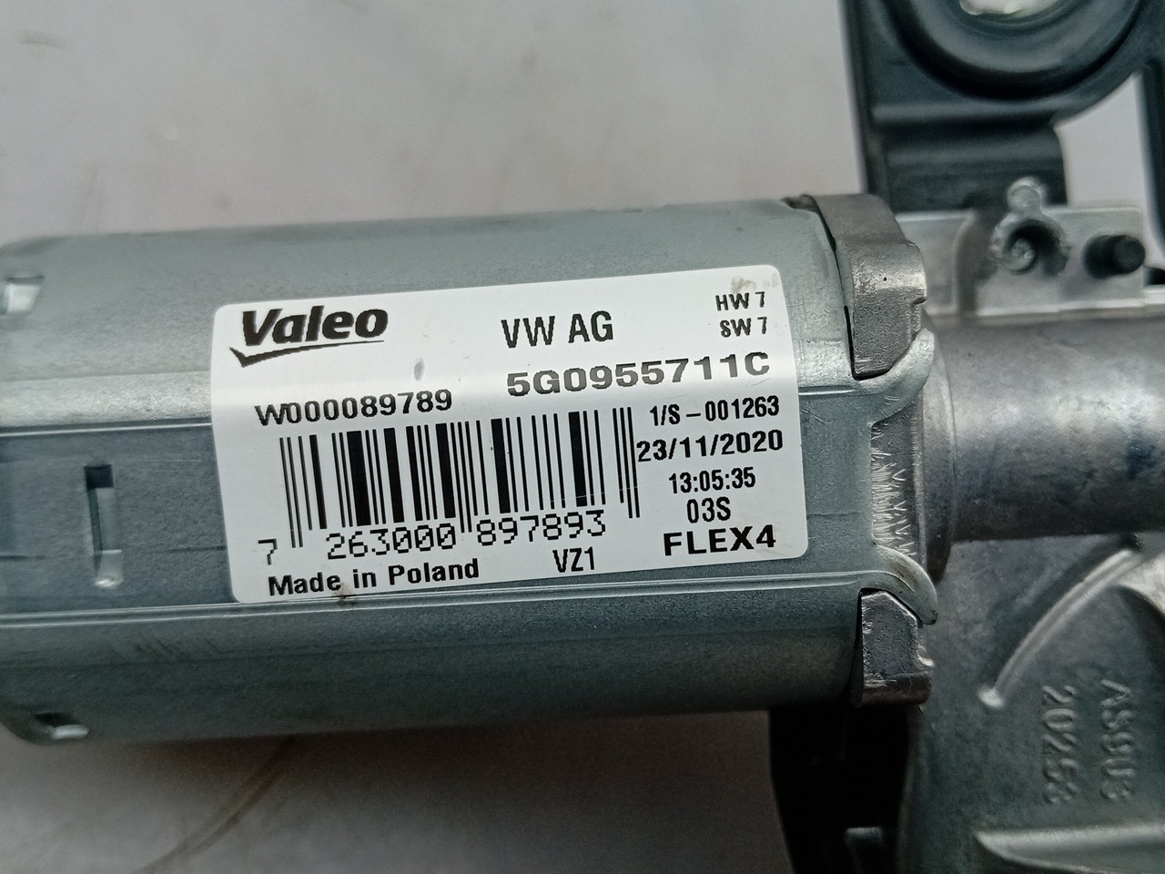 Essuie-glace moteur arrière VOLKSWAGEN Polo (AW1) Imagem-3