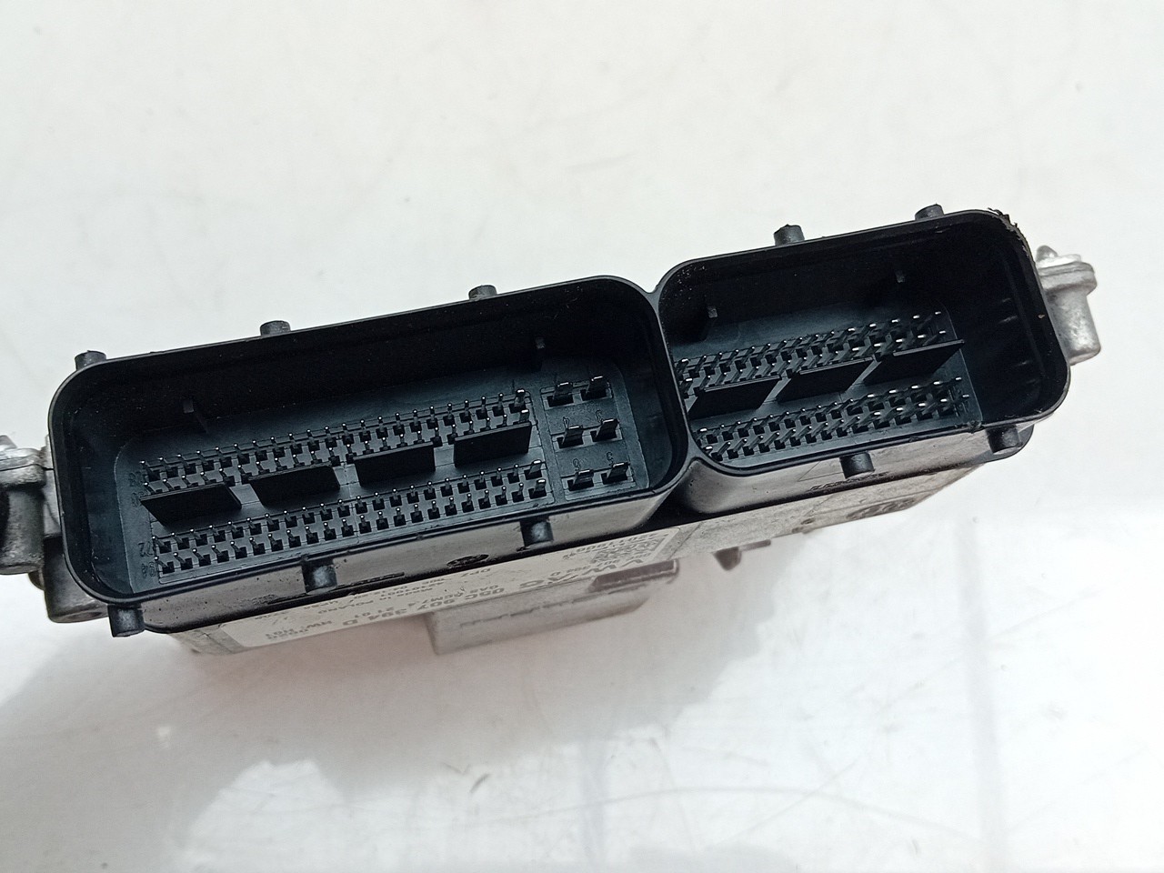 Centralina motor / ECU VOLKSWAGEN Polo (AW1) Imagem-2