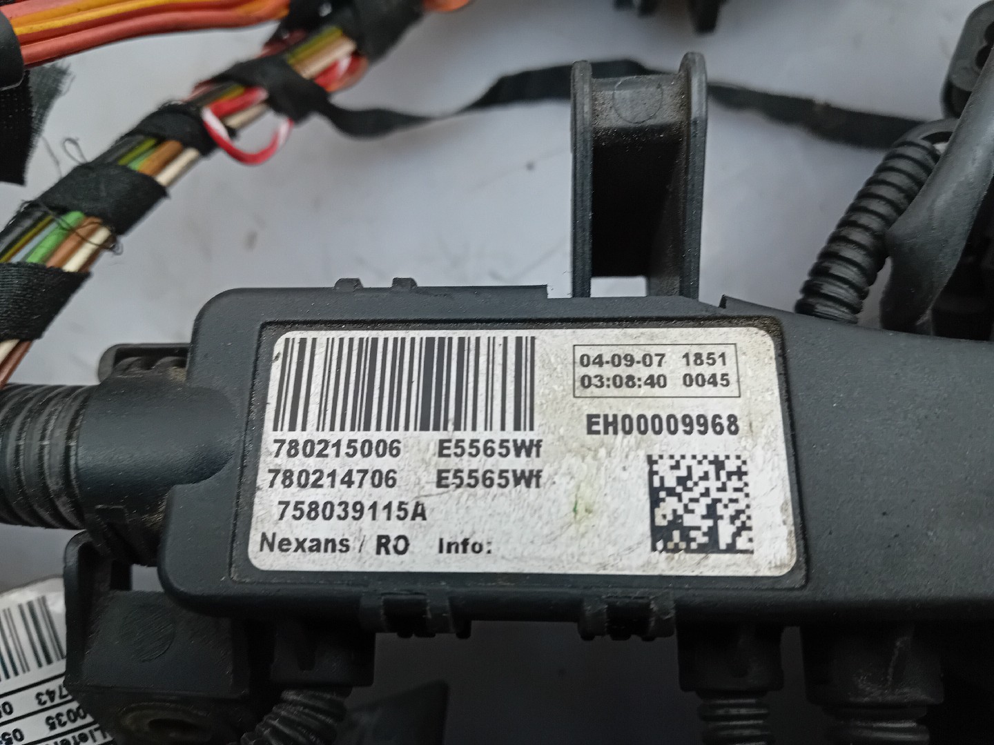 Engine electrical installation / engine wiring BMW 3 Touring (E91) Imagem-4