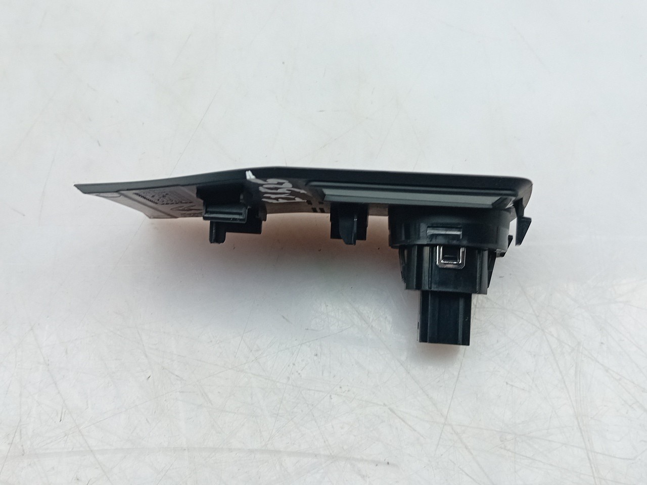 Bouton / interrupteur Start&Stop PEUGEOT 508 II Imagem-1