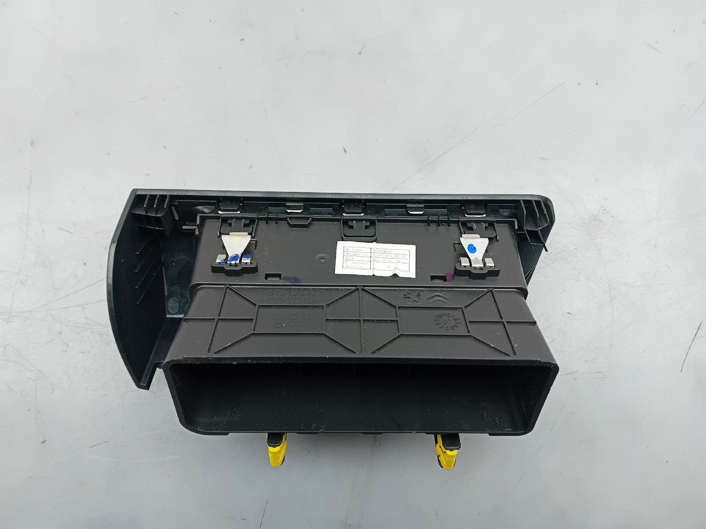 Diffuser / air vent PEUGEOT 508 II Imagem-2