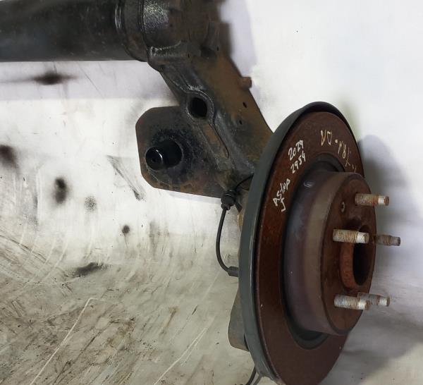 Essieu arrière à disques OPEL Astra J Imagem-2