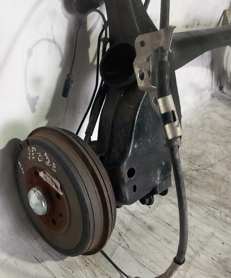 Assale posteriore a tamburo FIAT Punto Evo (199_) Imagem-1