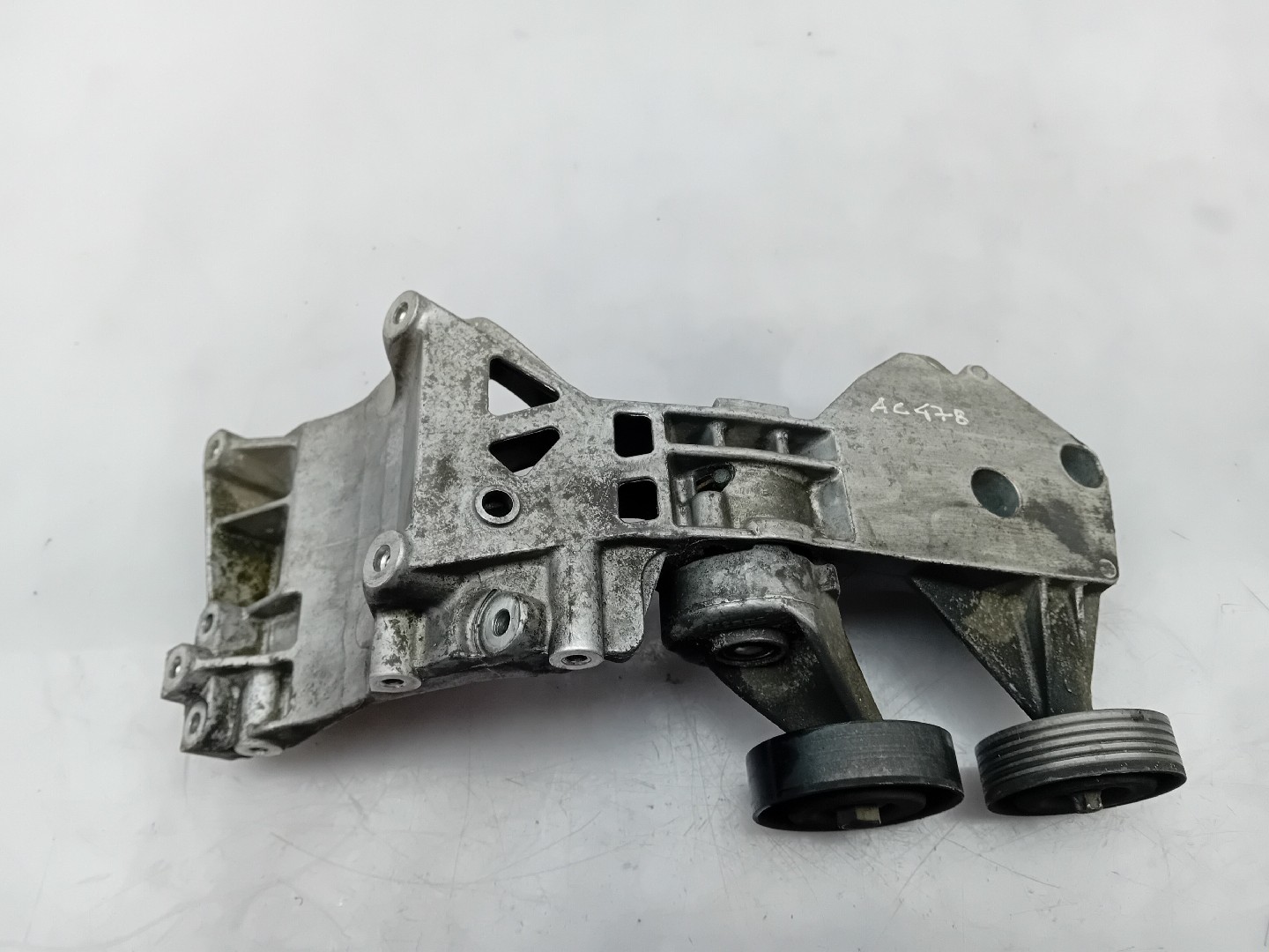 Engine Mount MERCEDES-BENZ Classe B (W245) Imagem-2