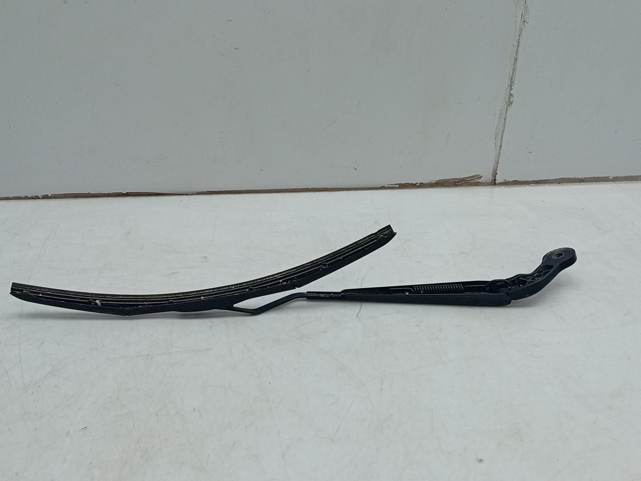 Windscreen wiper arm Right front MINI Mini (F55) Imagem-1