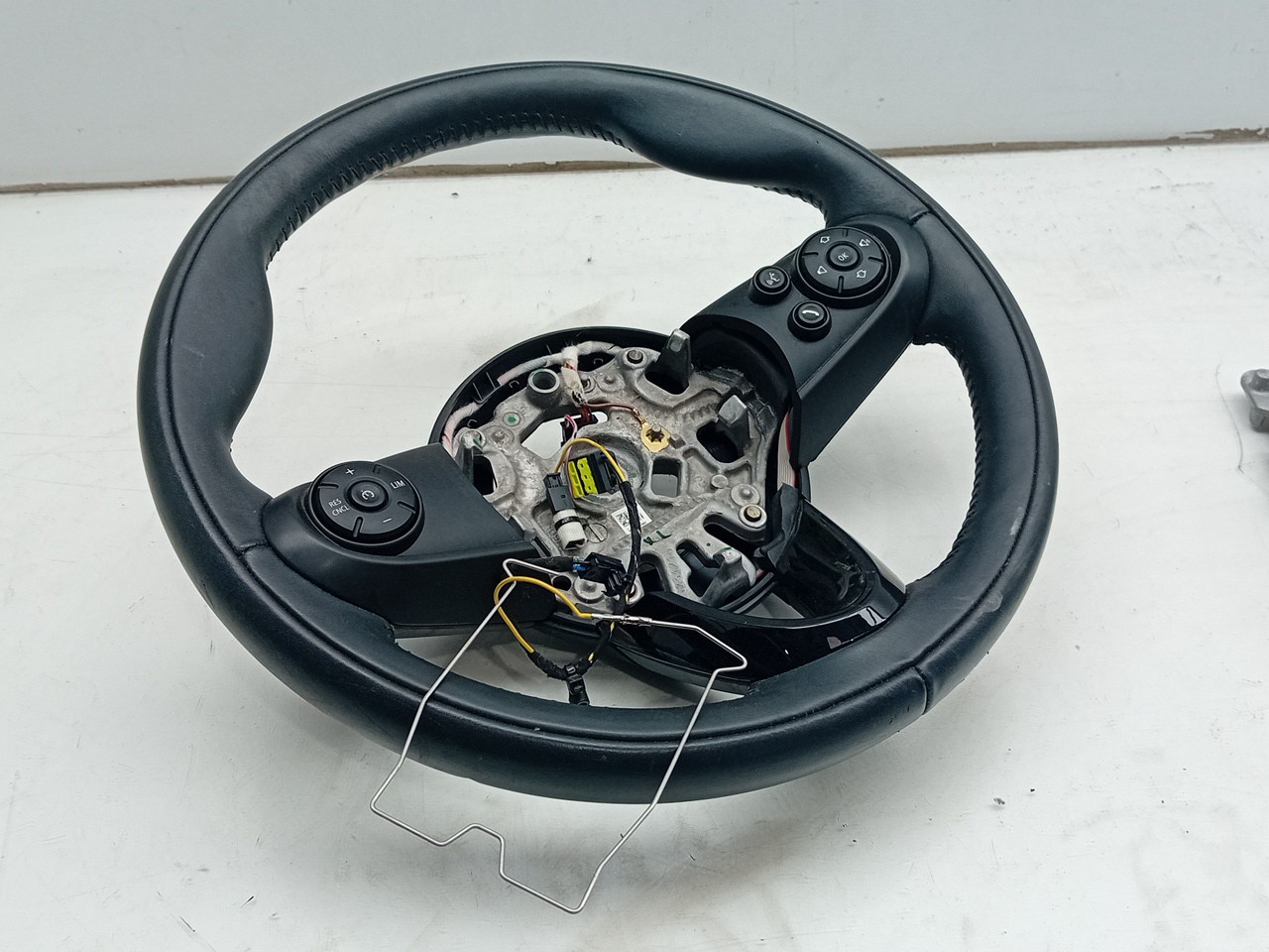 Volante MINI Mini (F55) Imagem-1