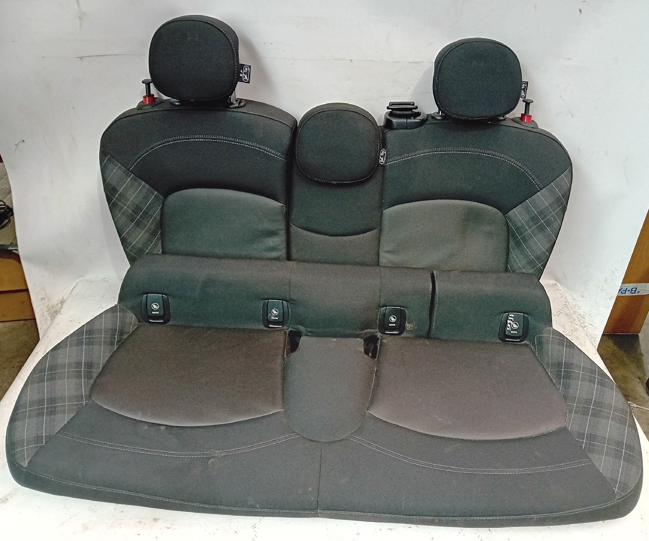 Banco Trasero MINI Mini (F55) Imagem-1
