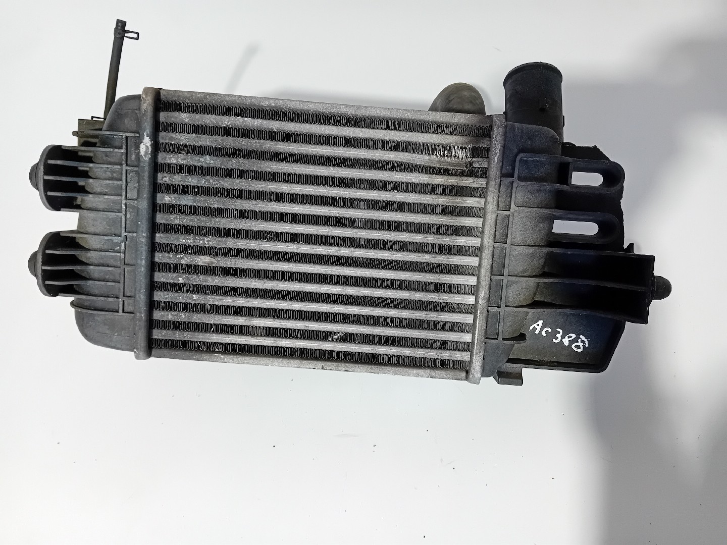 Radiador do intercooler TOYOTA Yaris (_P9_) Imagem-1