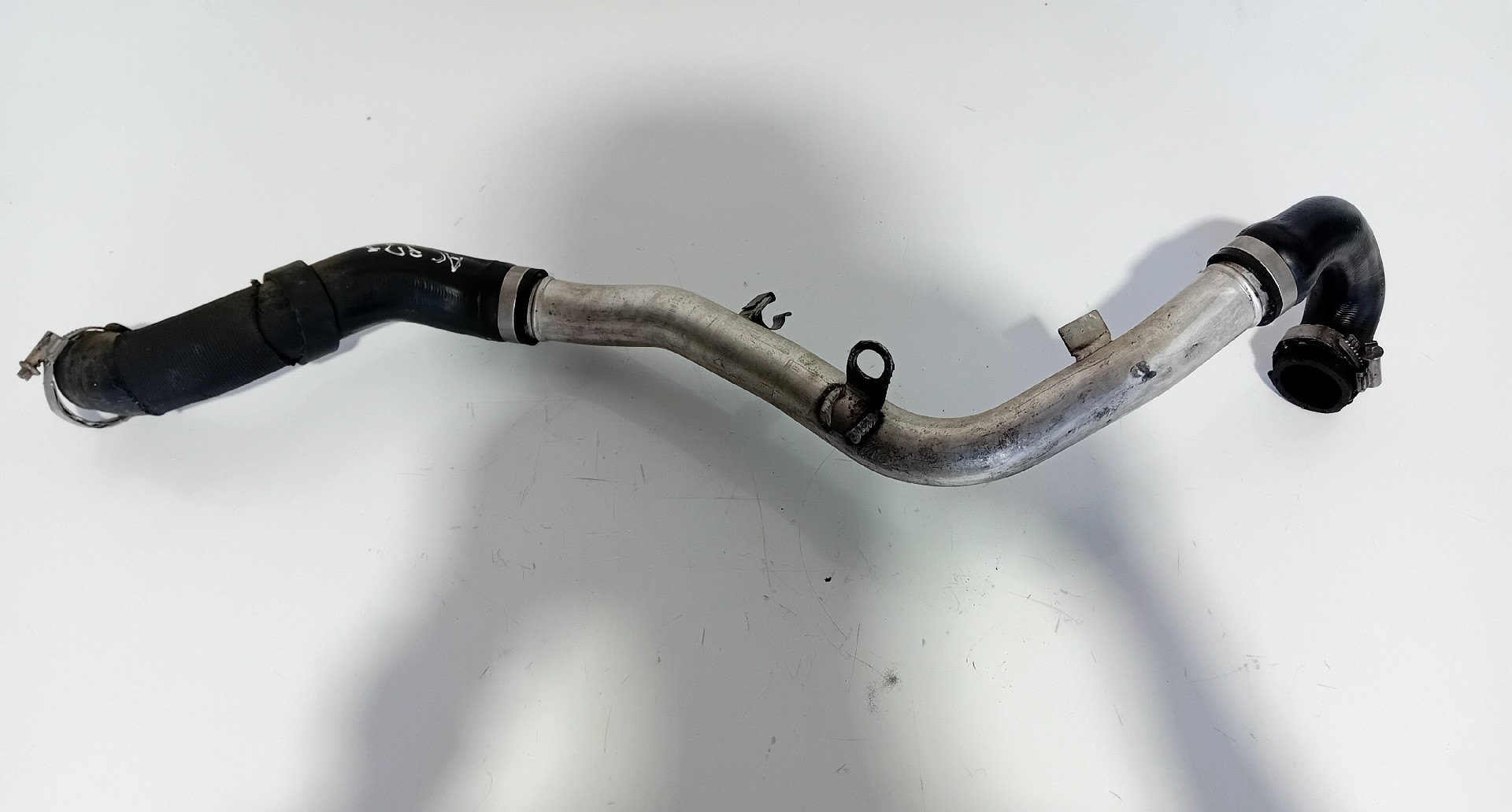 Intercooler pipe