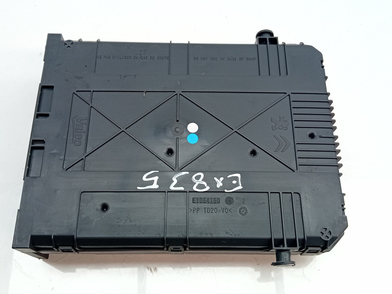 Fuse box / SAM / BSI CITROËN C4 Cactus Imagem-1