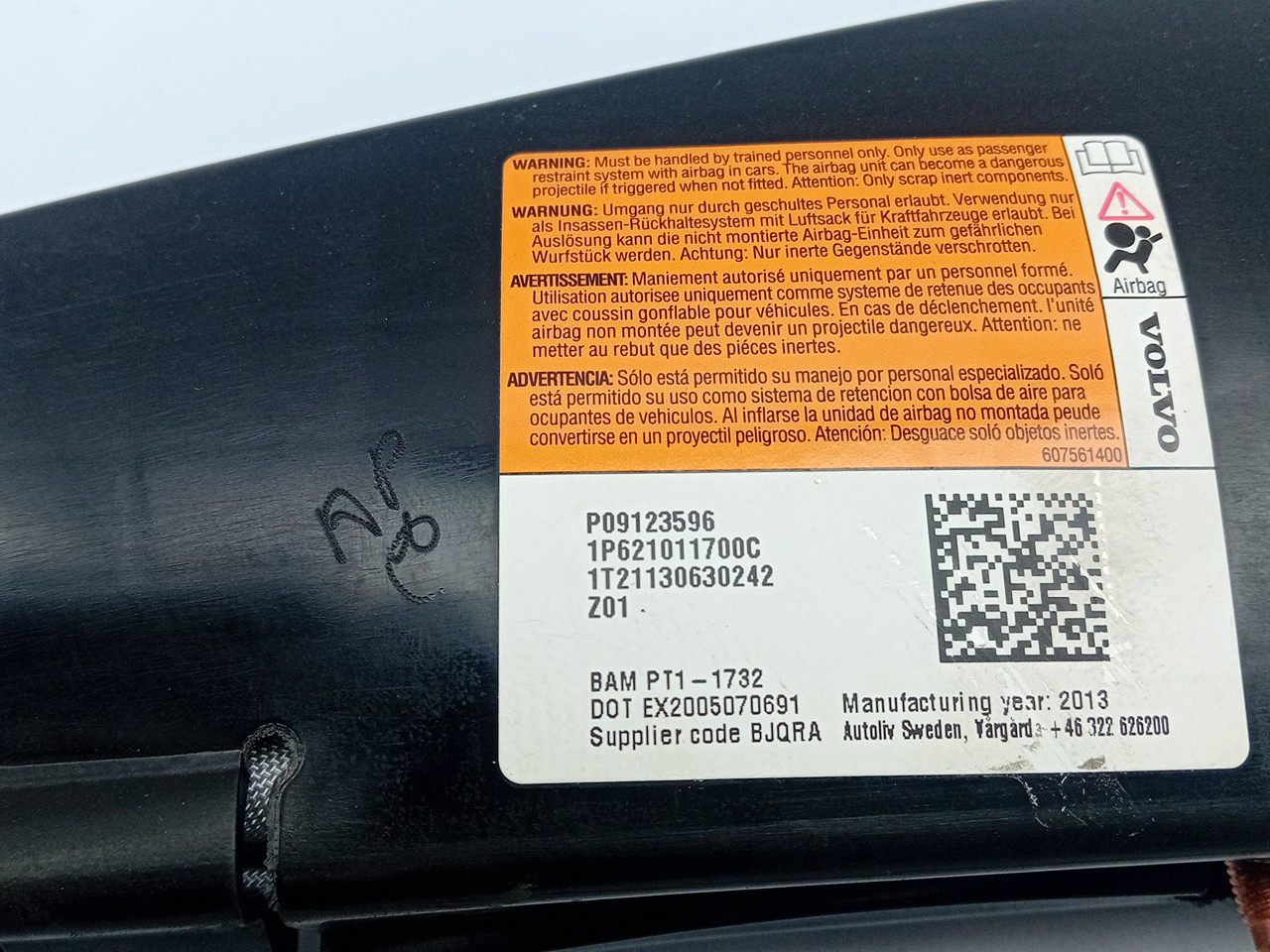 Airbag banco direito VOLVO V40 Hatchback Imagem-3