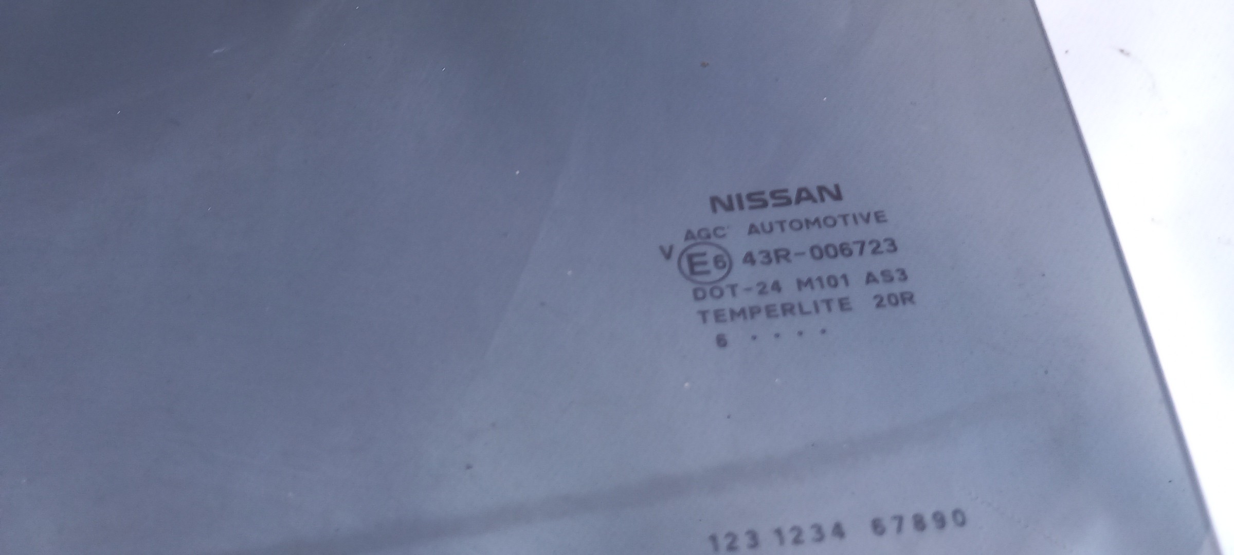 Left rear door glass NISSAN Juke (F15) Imagem-1