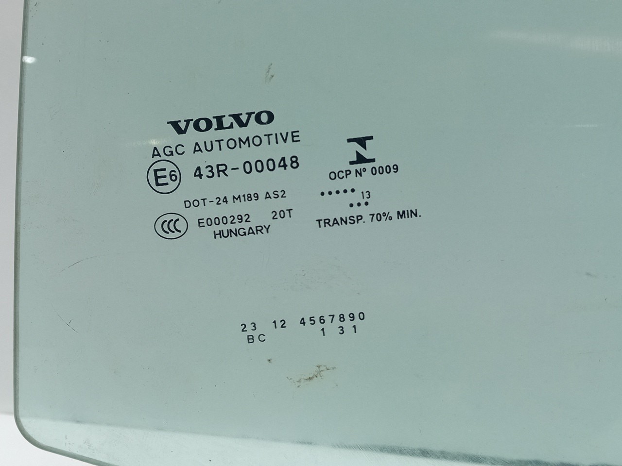 Vidro porta trás esquerdo VOLVO V40 Hatchback Imagem-1