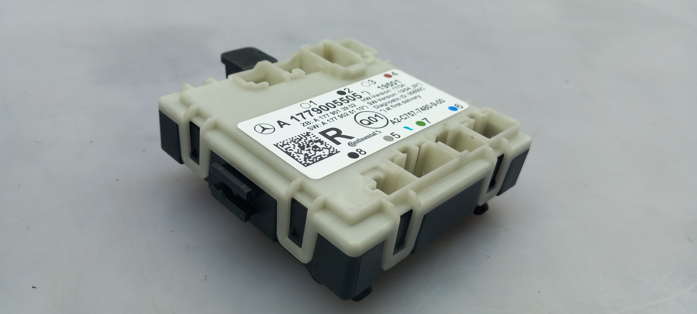 Calculateur / Unité de contrôle fermeture centralisée MERCEDES-BENZ Classe A (W177) Imagem-1