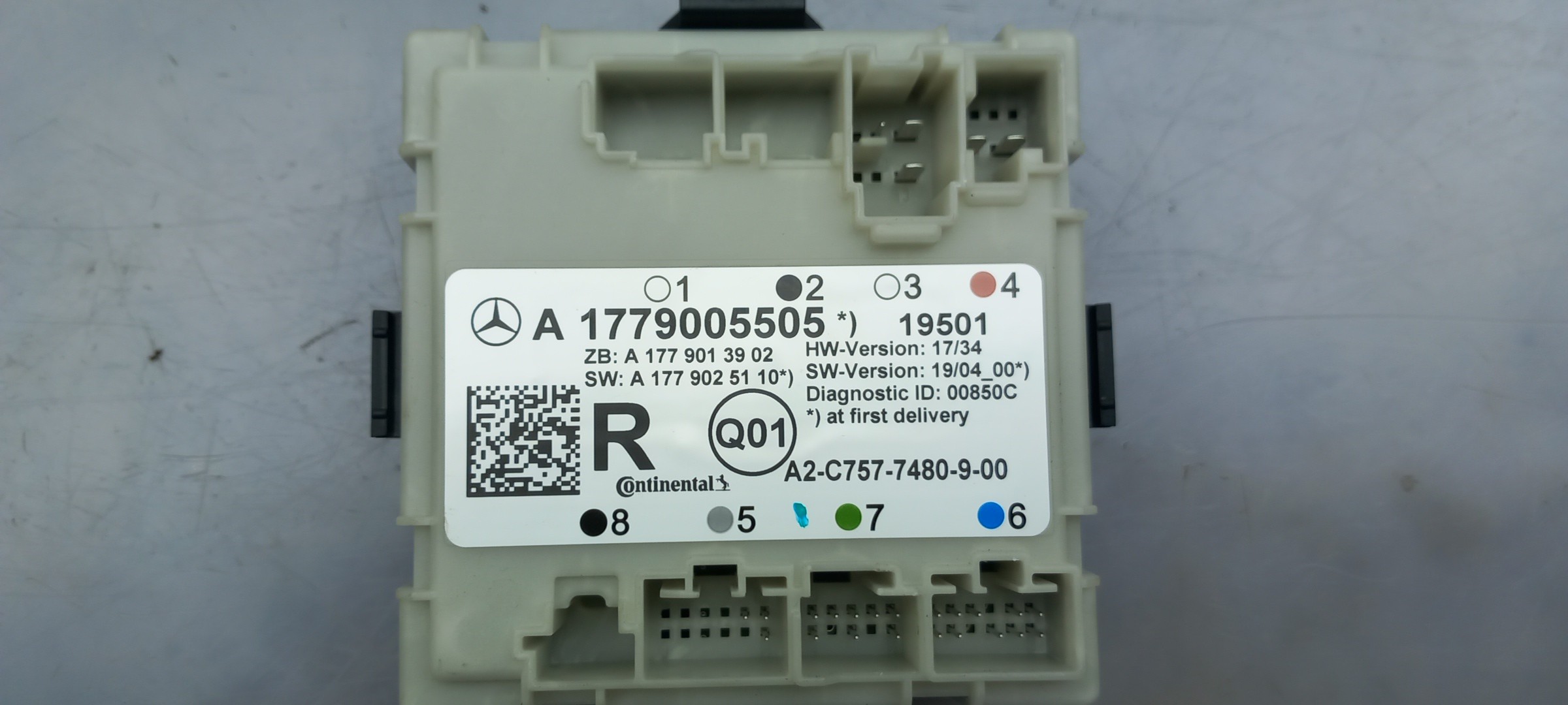 Calculateur / Unité de contrôle fermeture centralisée MERCEDES-BENZ Classe A (W177) Imagem-2