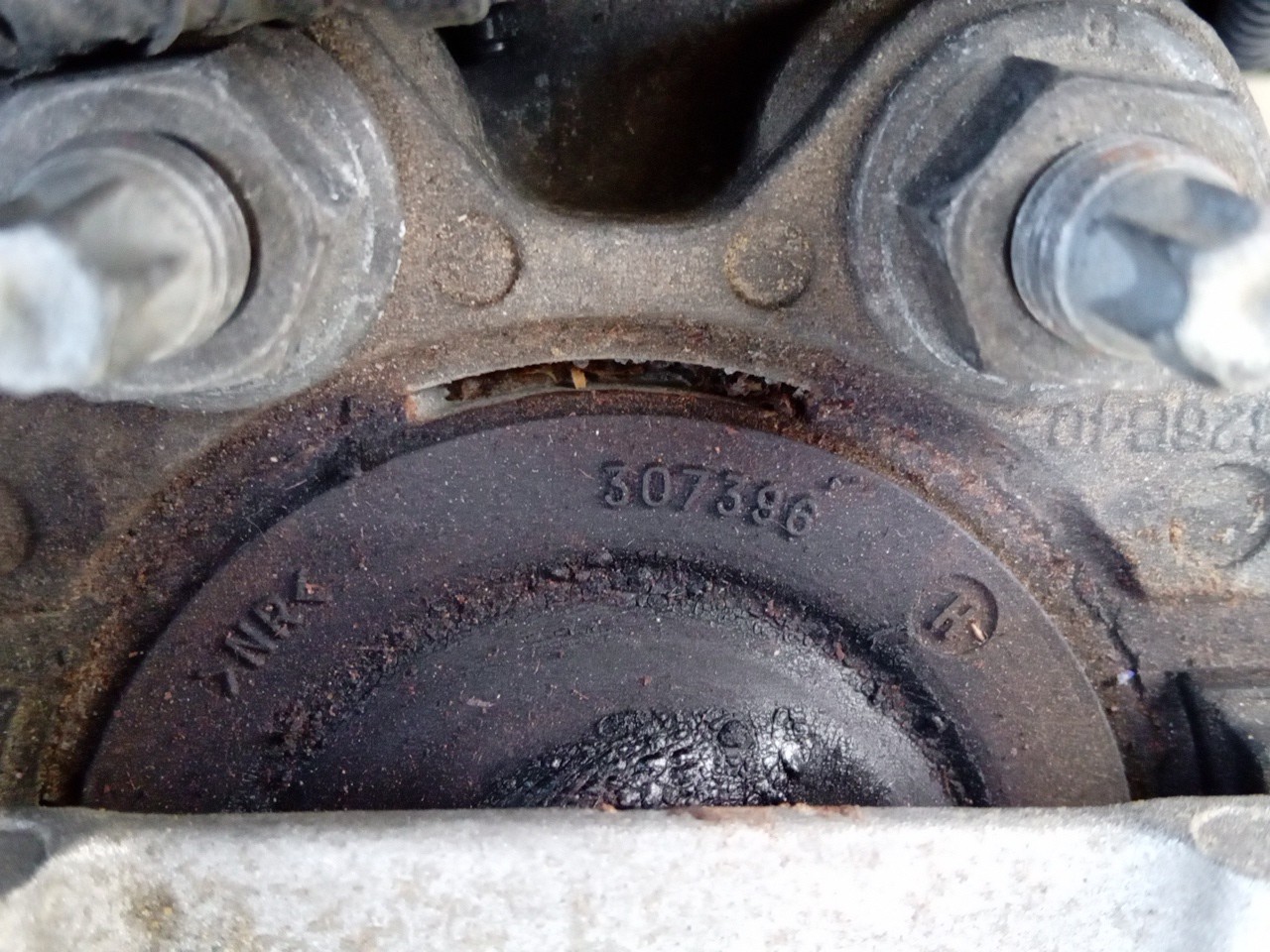 Support Moteur VOLVO V40 Hatchback Imagem-1
