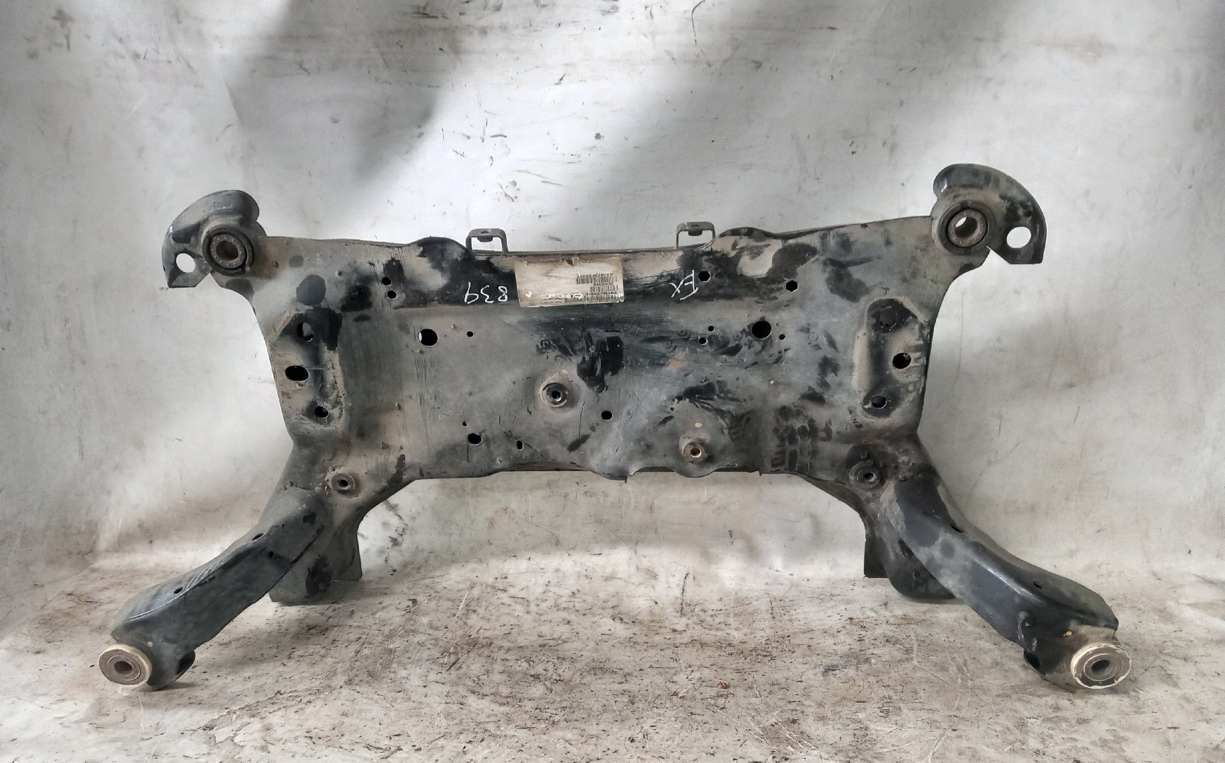 Subchasis delantero VOLVO V40 Hatchback Imagem-3