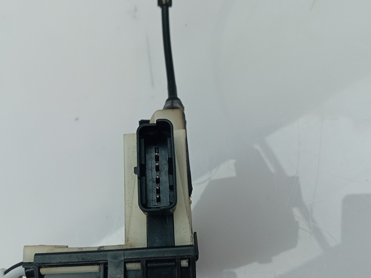 Fechadura / fecho porta trás direito PEUGEOT 208 Imagem-2