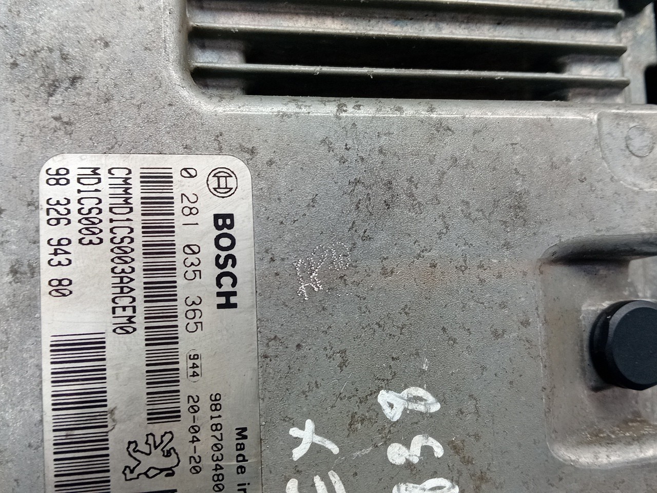 Calculateur /  Unité de contrôle moteur PEUGEOT 208 Imagem-4