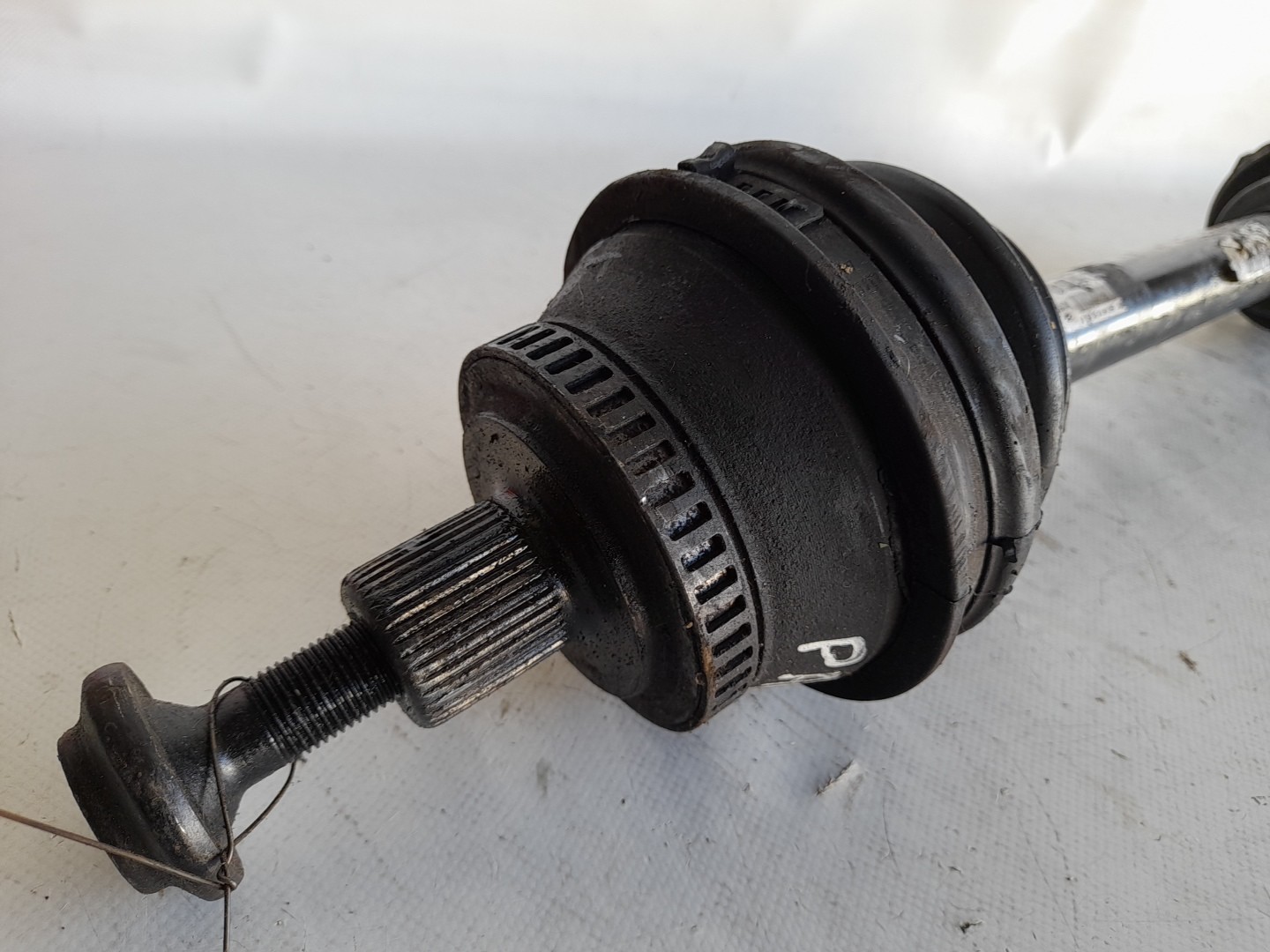 Left front driveshaft VOLKSWAGEN Passat (3B3) Imagem-1