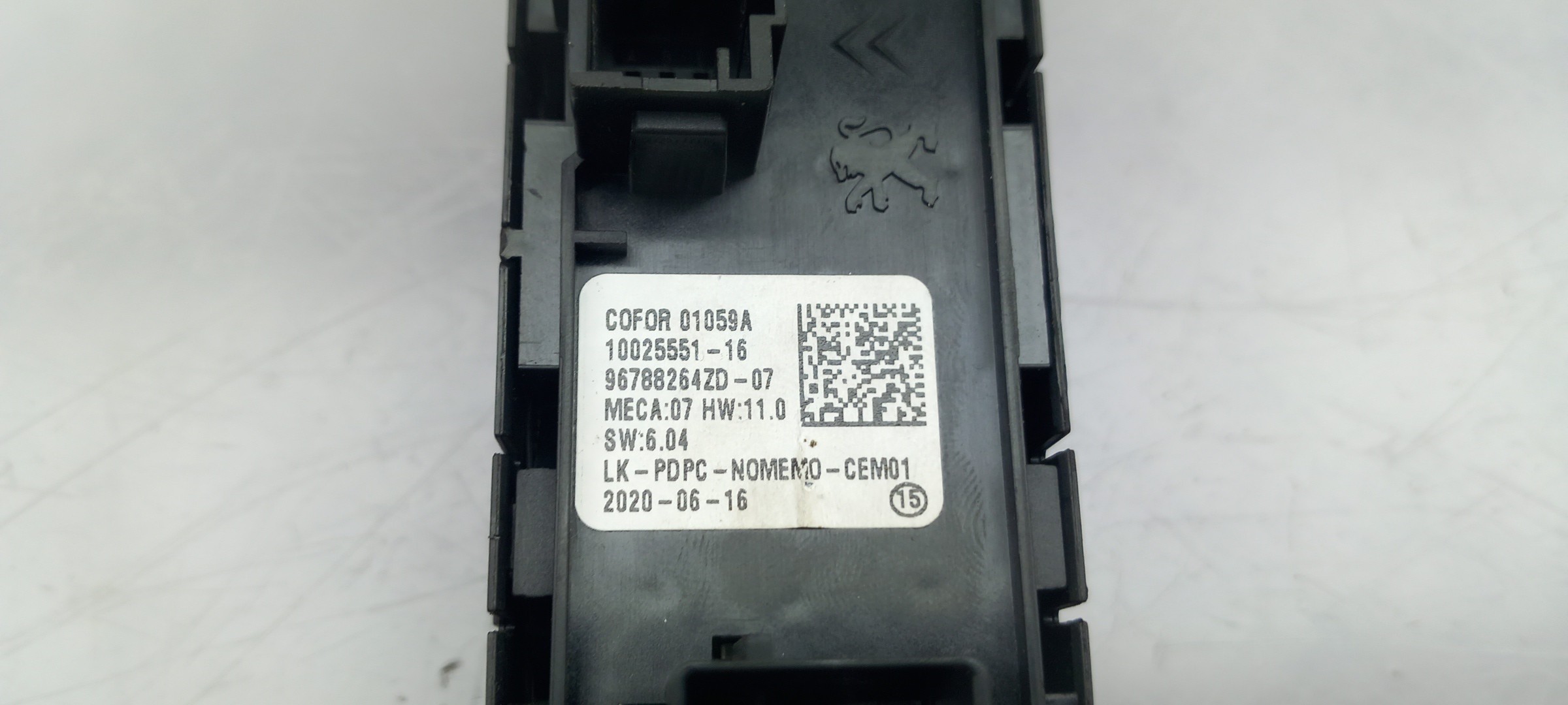 Left Front window control CITROËN C3 Aircross II (2R_, 2C_) Imagem-2