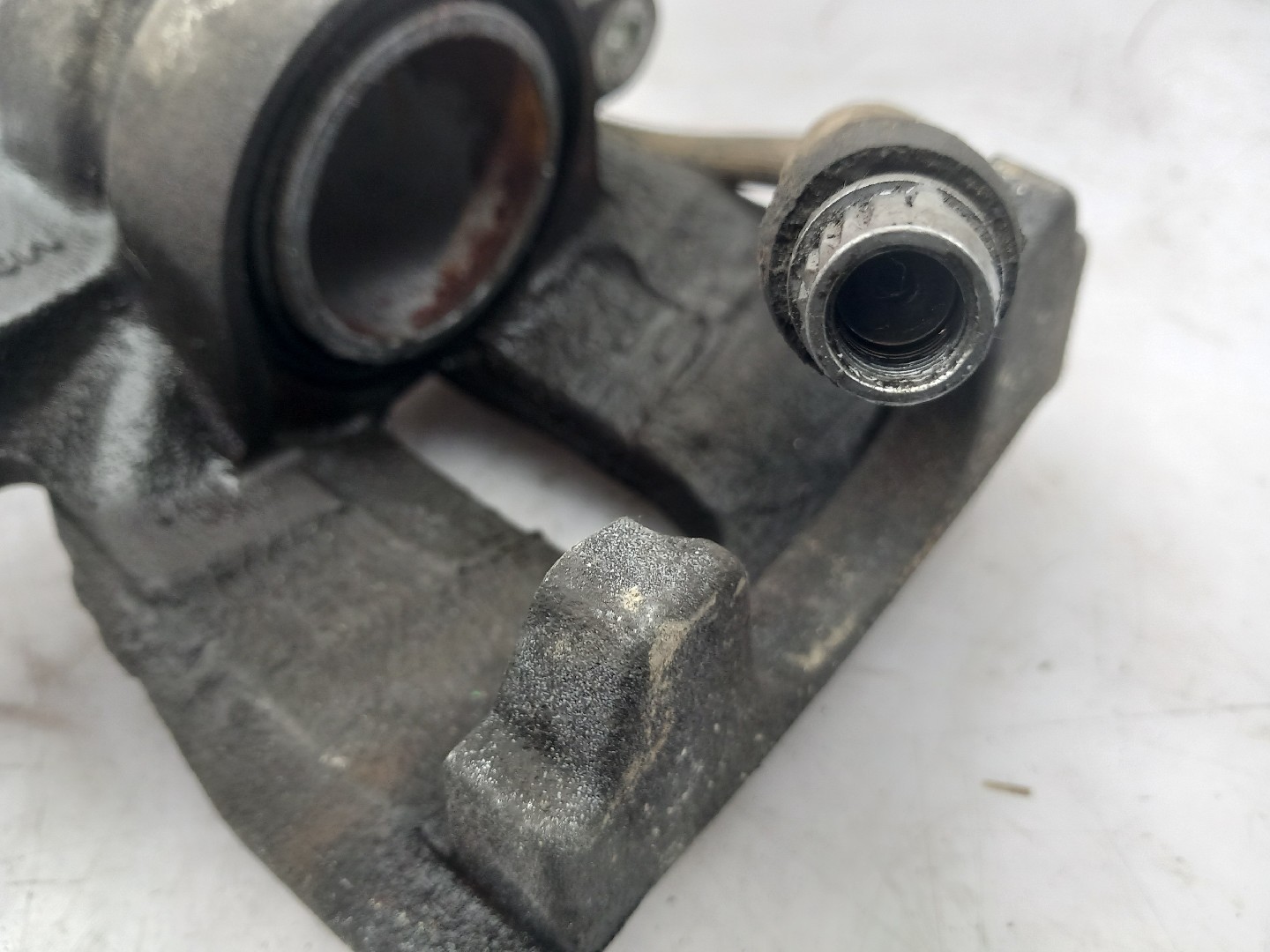 Left front Brake Caliper CITROËN C3 Aircross II (2R_, 2C_) Imagem-2