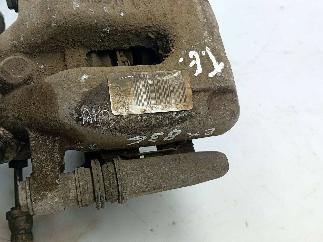 Left rear Brake Caliper CITROËN C3 Aircross II (2R_, 2C_) Imagem-3