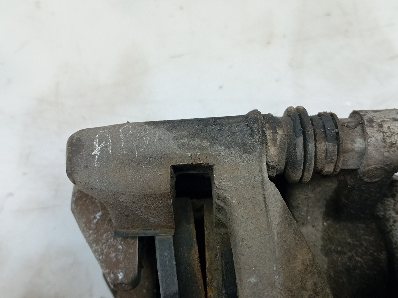 Pinza de freno Trasero Derecho CITROËN C3 Aircross II (2R_, 2C_) Imagem-3