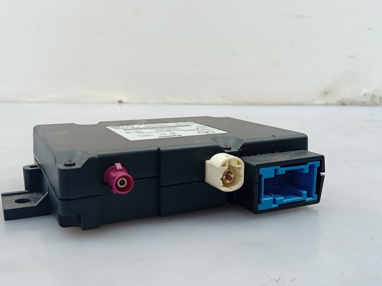 Porta Ingresso USB / AUX / iPod MERCEDES-BENZ Classe E (W212) Imagem-1