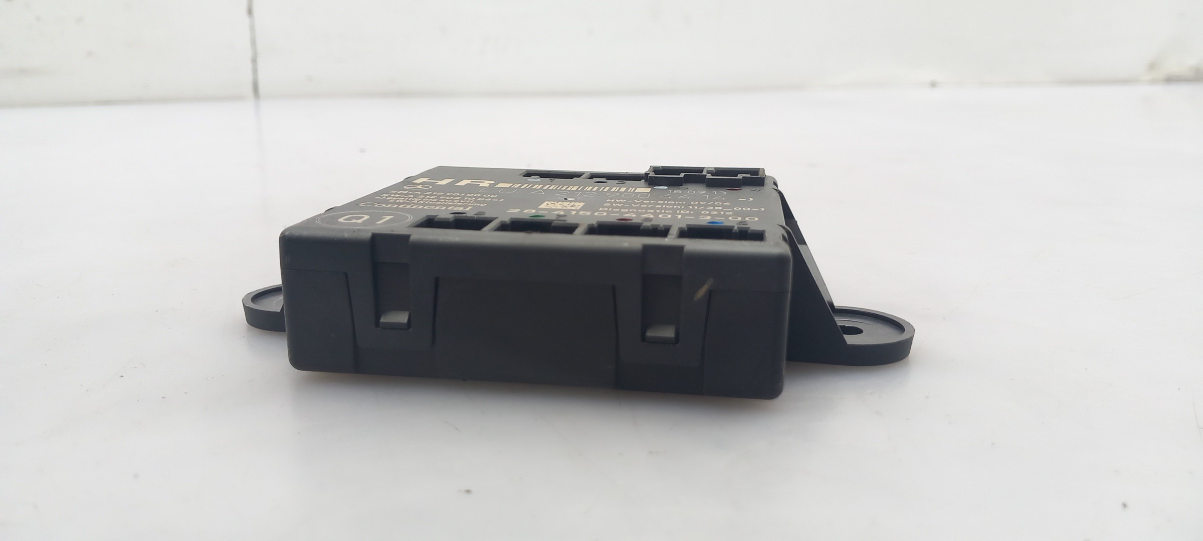 Central locking control unit / Central locking ECU MERCEDES-BENZ Classe E (W212) Imagem-1