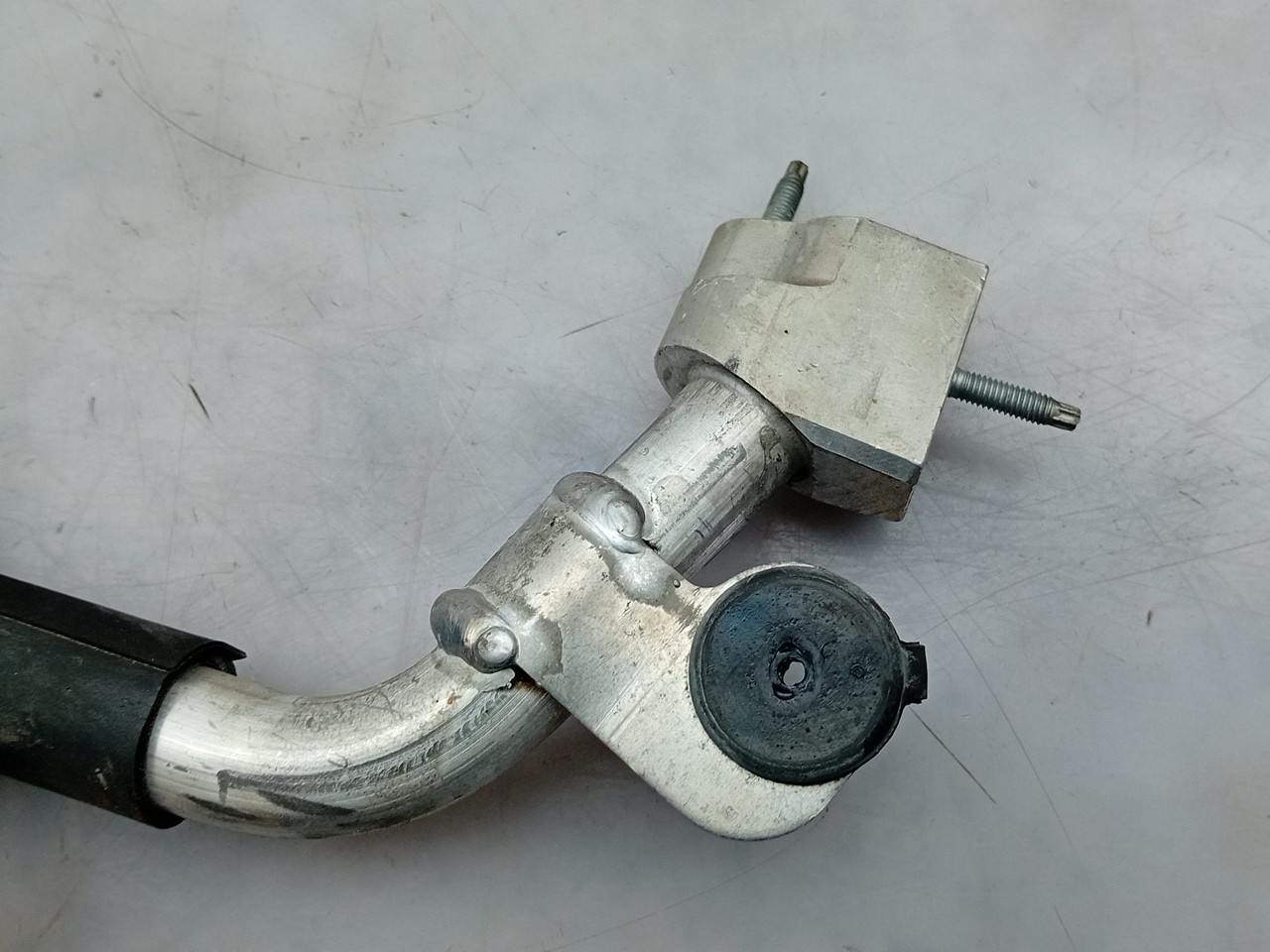 AC pipe MERCEDES-BENZ Classe E (W212) Imagem-2