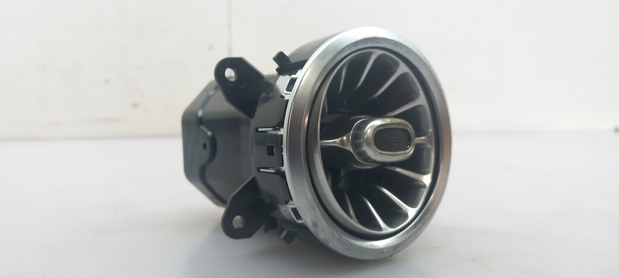 Diffuser / air vent