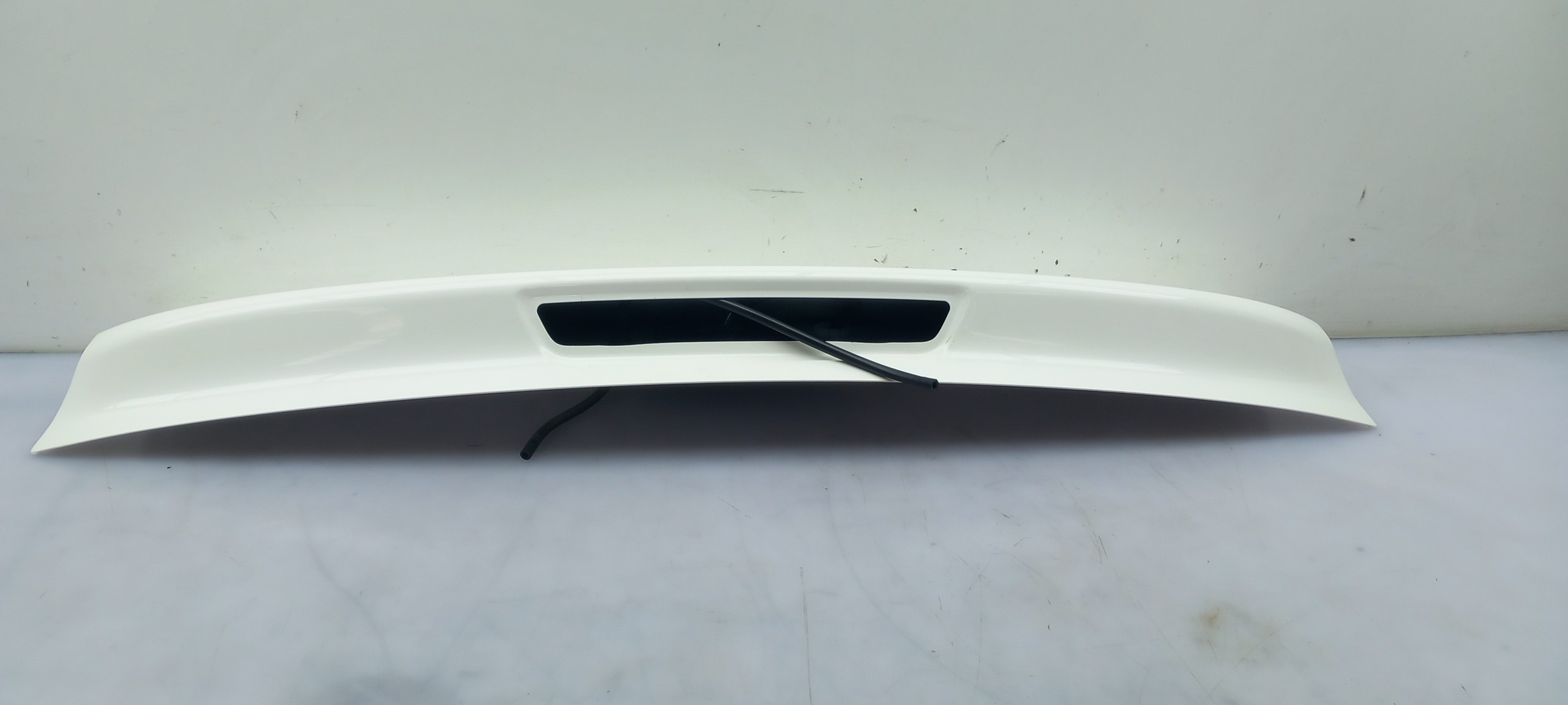 Becquet de coffre TOYOTA Aygo (_B4_) Imagem-1