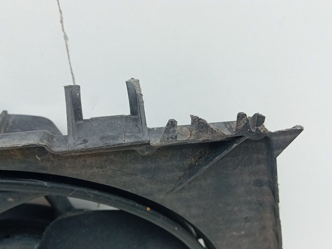 Cooling fan RENAULT Clio III (BR0/1, CR0/1) Imagem-1