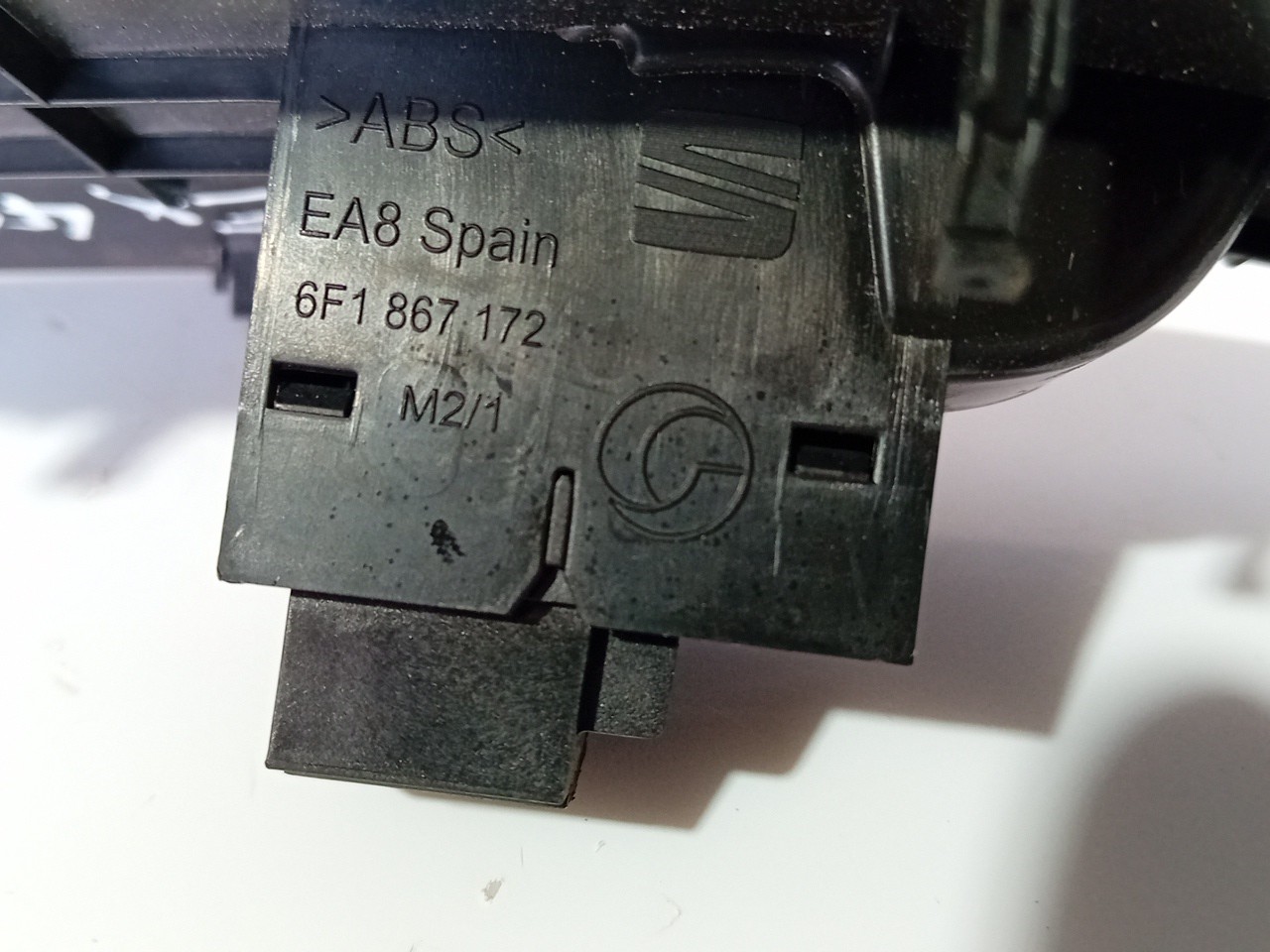 Left Front window control SEAT Leon Sportstourer (KL8) Imagem-6